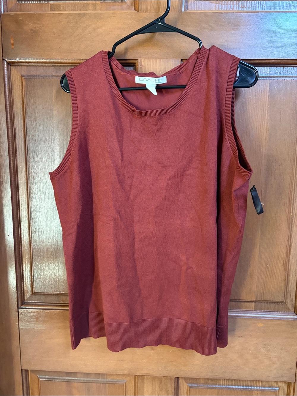 NWOT Emaline Rust Red Sleeveless Knit Top Size 2X